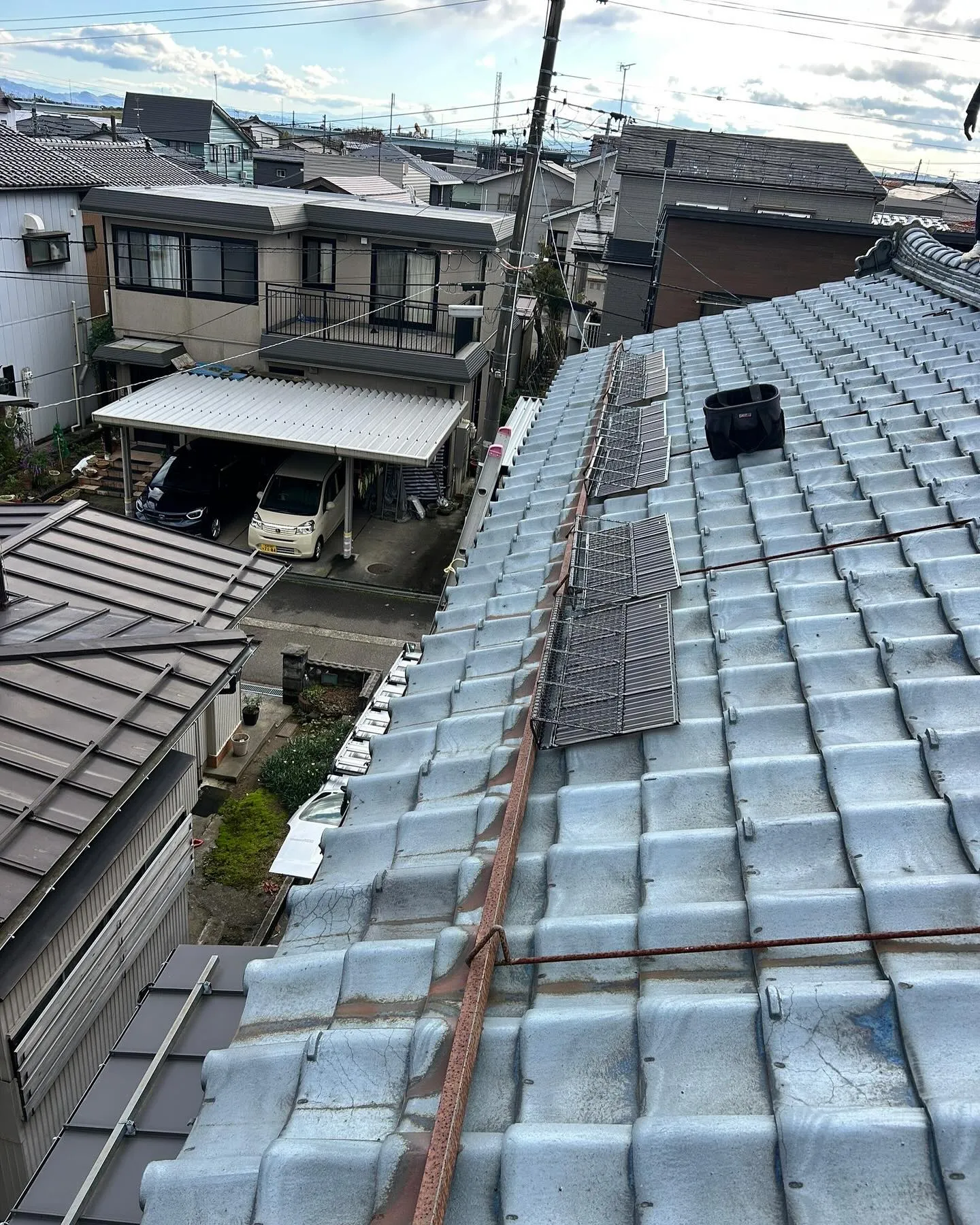 雪庇防止金具、取付工事!